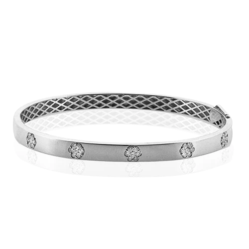 Bangle in 18k Gold with Diamonds