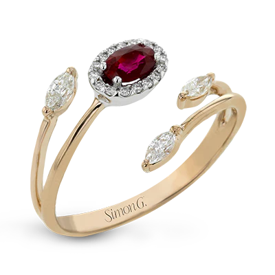 Color Ring in 18k Gold with Diamonds