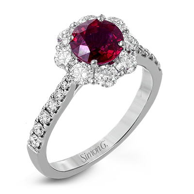 Color Ring in 18k Gold with Diamonds