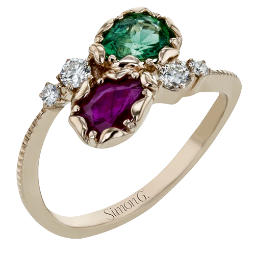 Color Ring in 18k Gold with Diamonds