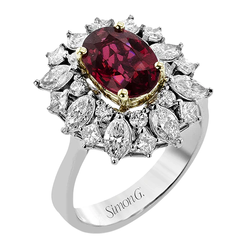 Color Ring in 18k Gold with Diamonds