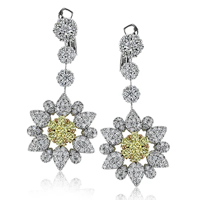 Earring in 18k Gold with Diamonds