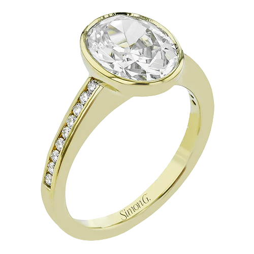 Engagement Ring in 18k Gold with Diamonds - Image 2