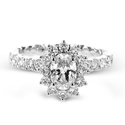 Engagement Ring in 18k Gold with Diamonds - Image 3