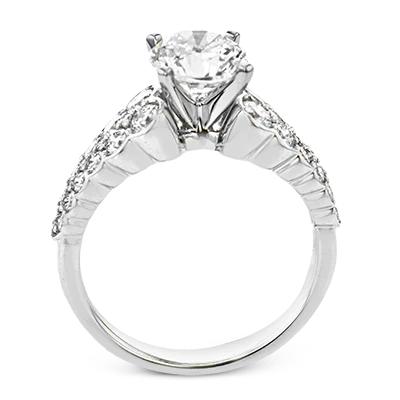 Engagement Ring in 18k Gold with Diamonds - Image 2