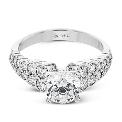 Engagement Ring in 18k Gold with Diamonds - Image 3