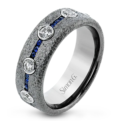 Men Ring in 14k Gold with Diamonds