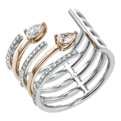 Right Hand Ring in 18k Gold with Diamonds