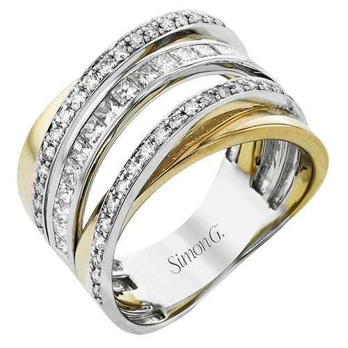 Right Hand Ring in 18k Gold with Diamonds - Image 2