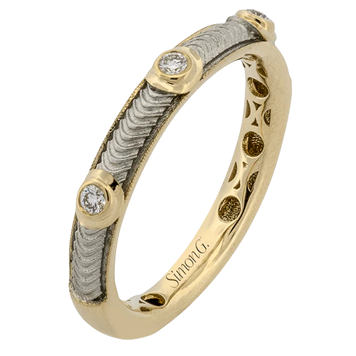 Right Hand Ring in 18k Gold with Diamonds - Image 3