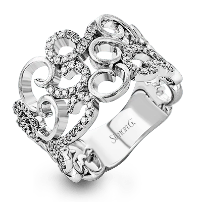 Right Hand Ring in 18k Gold with Diamonds