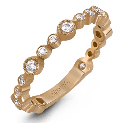 Right Hand Ring in 18k Gold with Diamonds