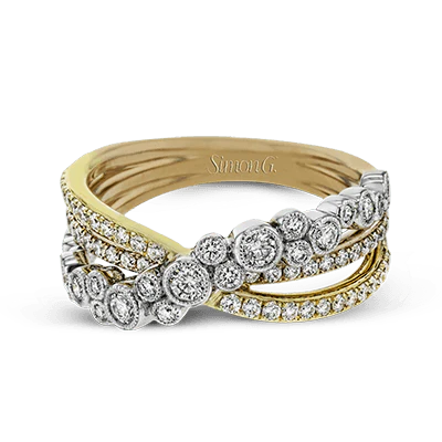 Right Hand Ring in 18k Gold with Diamonds - Image 2