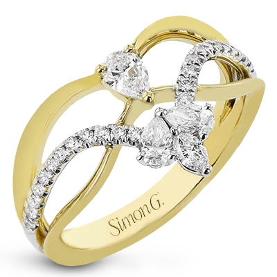 Right Hand Ring in 18k Gold with Diamonds