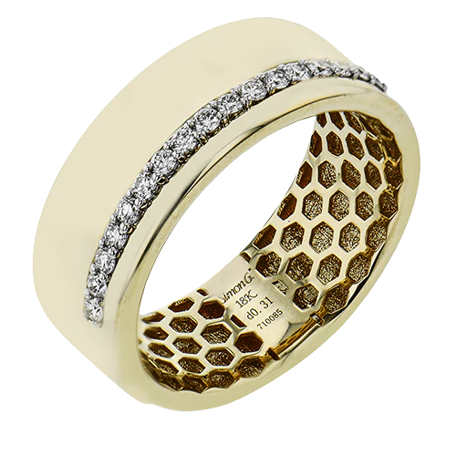 Right Hand Ring in 18k Gold with Diamonds