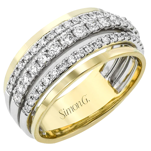 Right Hand Ring in 18k Gold with Diamonds