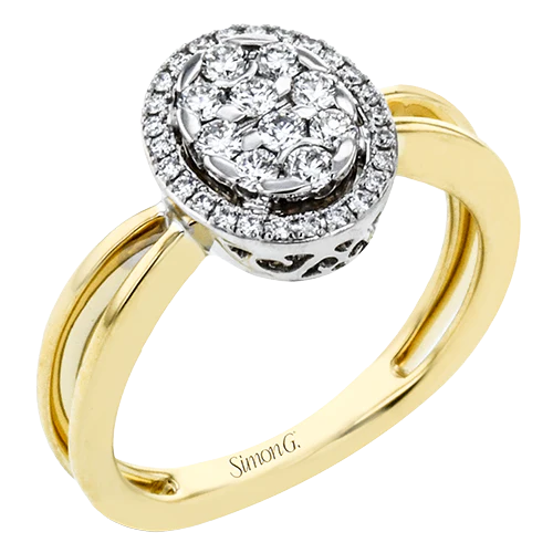 Right Hand Ring in 18k Gold with Diamonds
