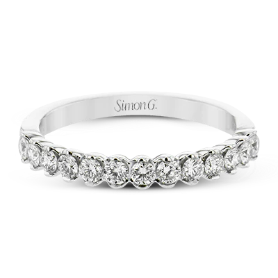 Wedding Band in 18k Gold with Diamonds - Image 3