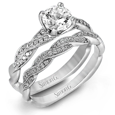 Wedding Set in 18k Gold with Diamonds - Image 11