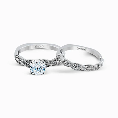 Wedding Set in 18k Gold with Diamonds - Image 2